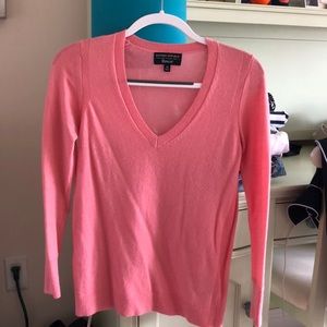 Banana Republic light pink sweater